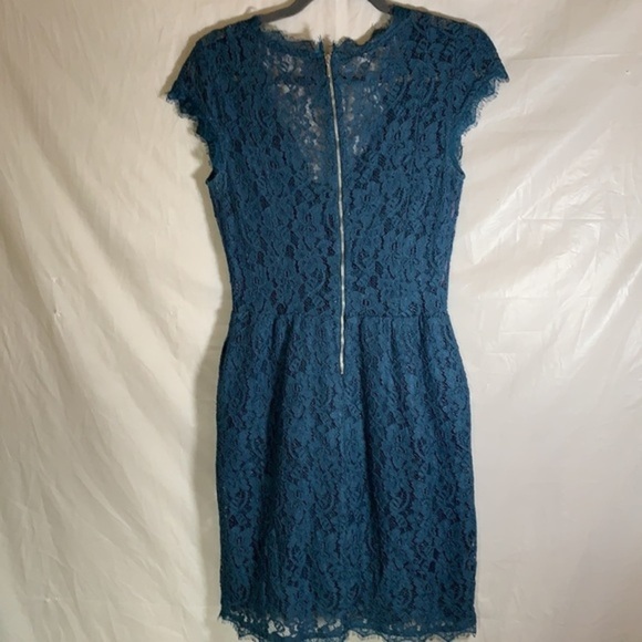 Babaton Blue Floral Lace Dress - Picture 3 of 9